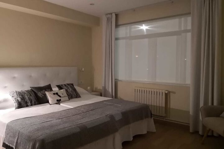 Room 16 of 31