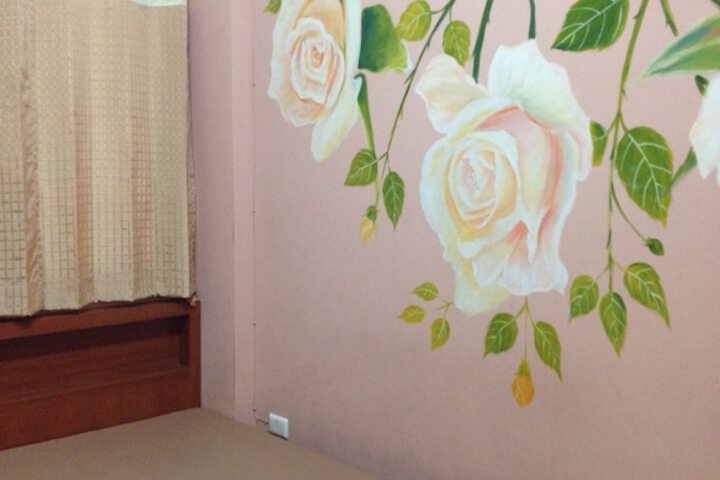 Room 3 of 27