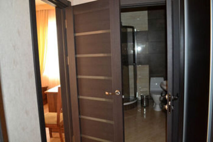 Room 11 of 35