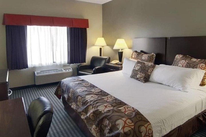 1 King Bed Mobility Accessible