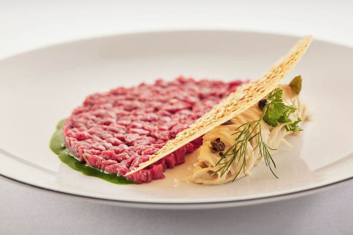 Dining 138 of 158