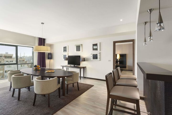 Room 3 of 26