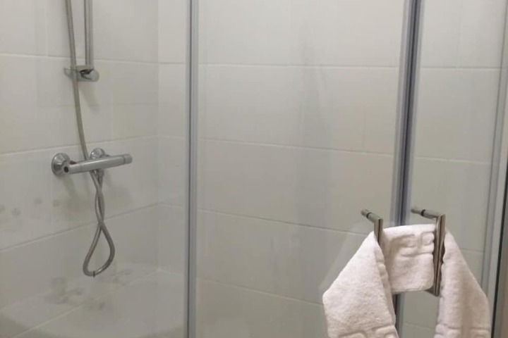 Room 30 of 58