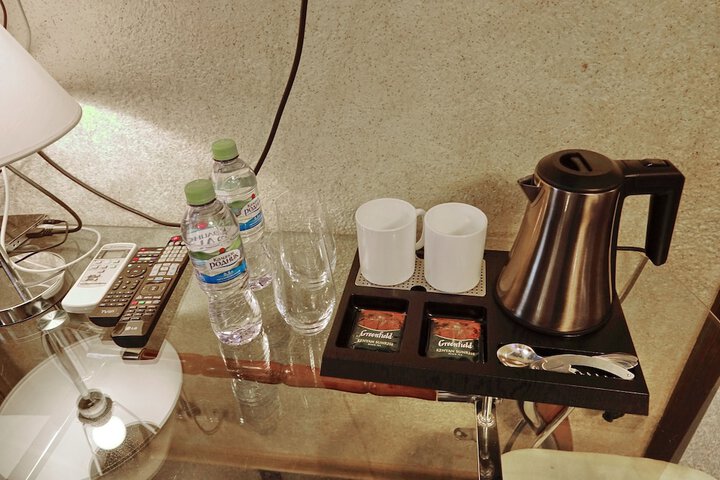 Room 19 of 53