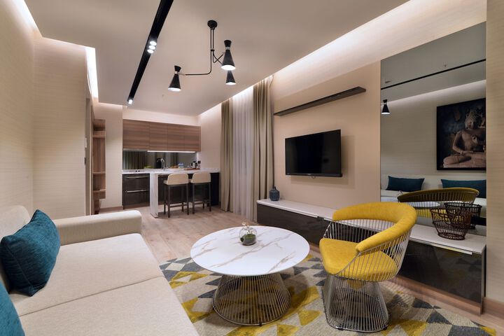 Room 44 of 62