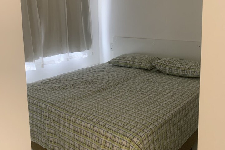 Room 6 of 34