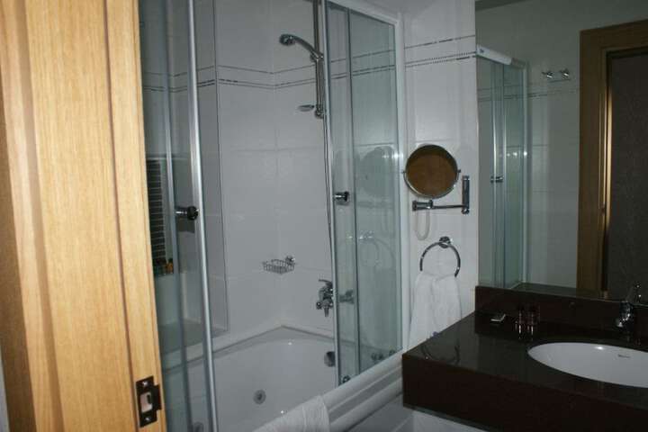 Room 22 of 50