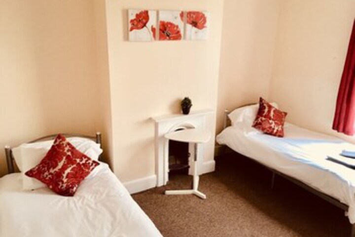 Room 13 of 15