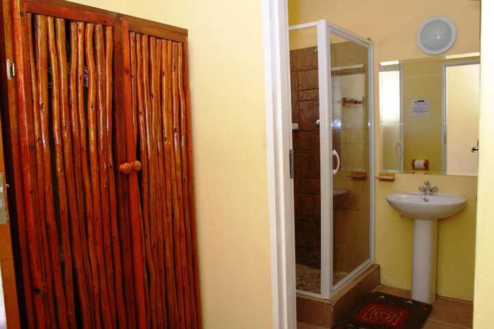 Room 32 of 52