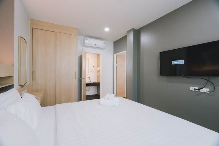 Room 16 of 129