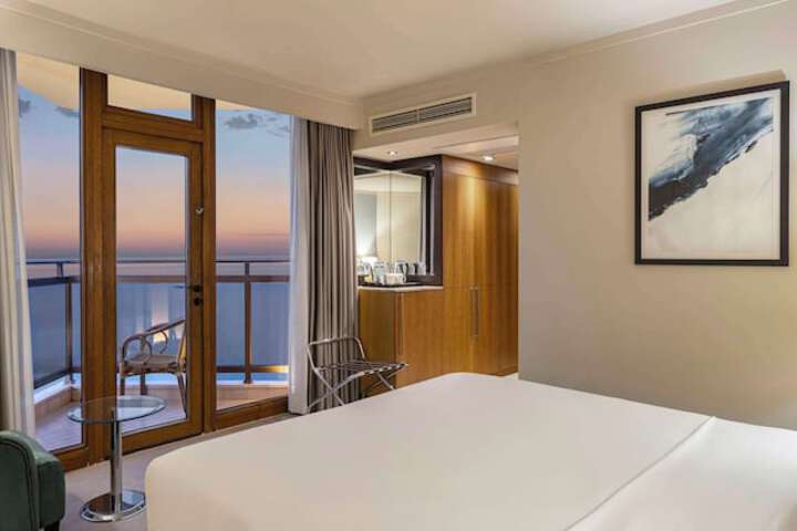 Room 20 of 151