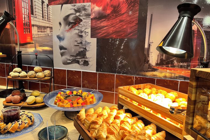 Breakfast/Coffee Service 49 of 68
