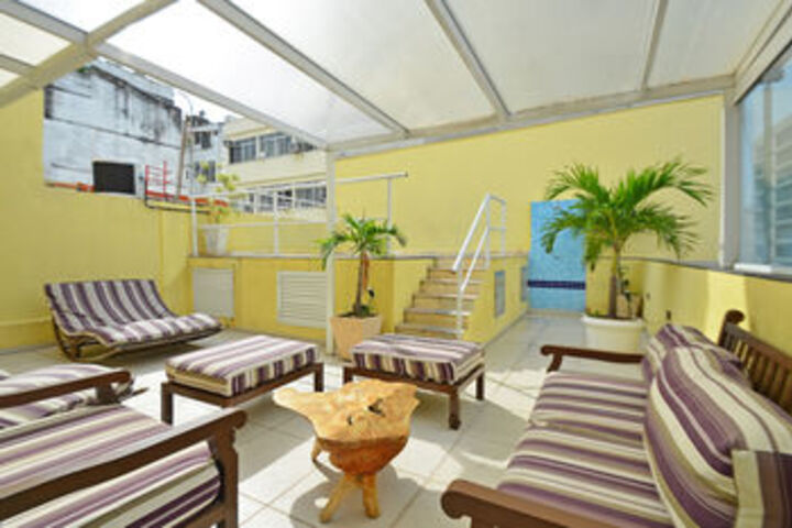 Spacious Duplex Penthouse with 4 Suites