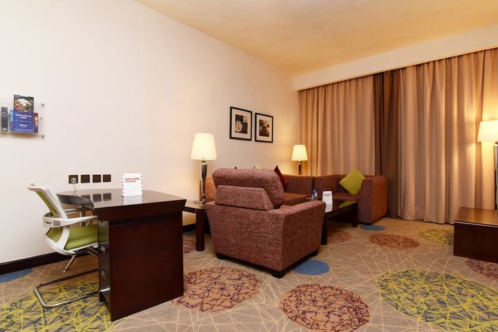 Room 35 of 61