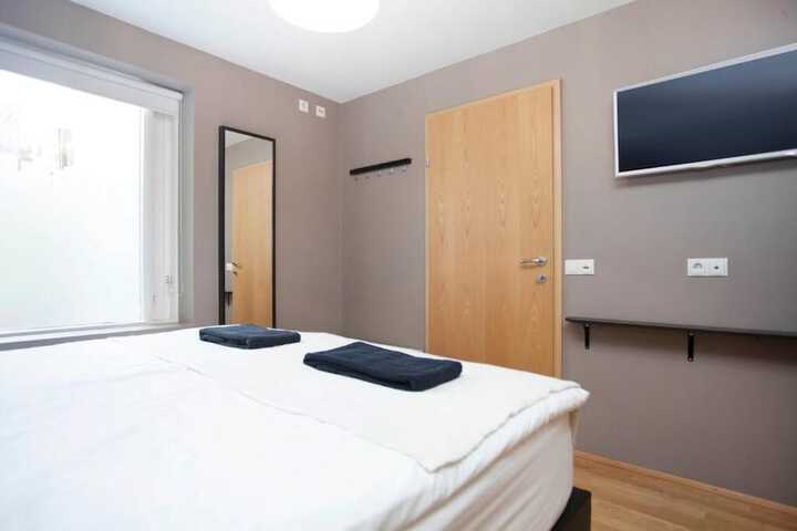 Room 5 of 59