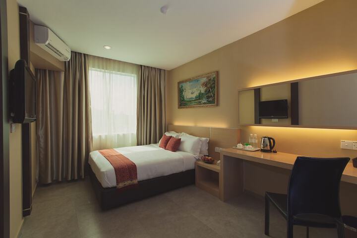 Room 21 of 43