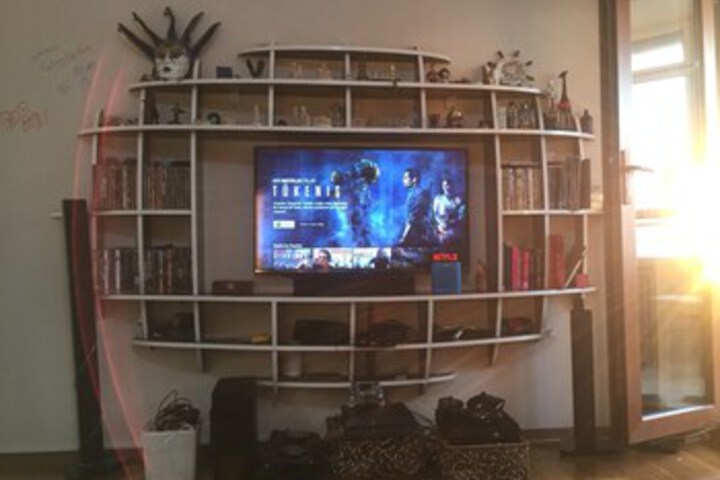 Room 9 of 15