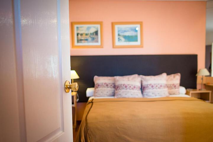 Room 14 of 25