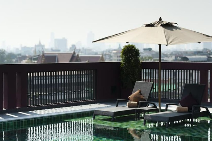 Pools & Facilities