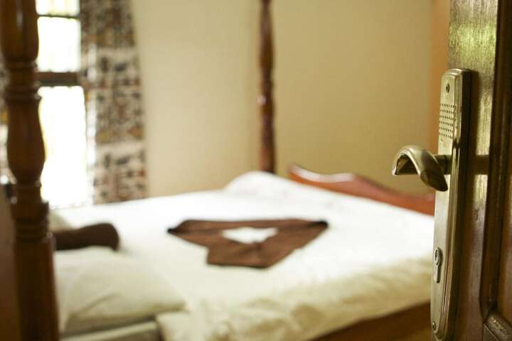 Room 10 of 55