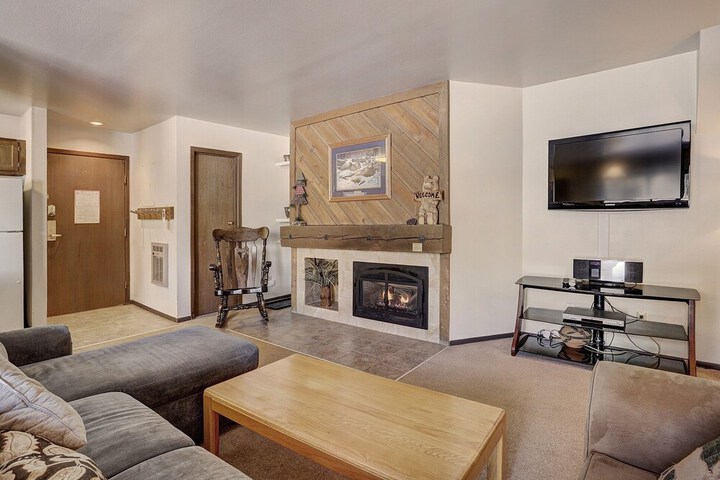 Room 8 of 23