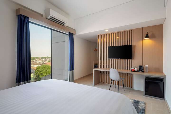 Room 14 of 43