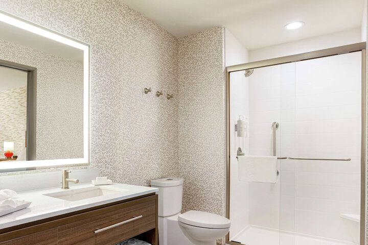 Bathroom shower