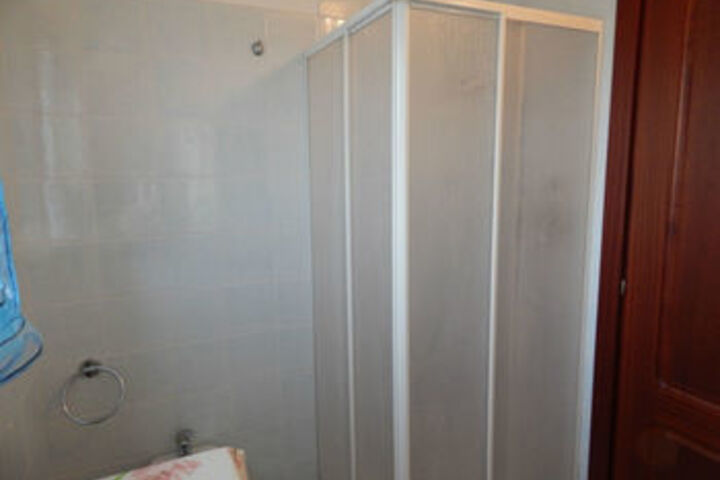 Room 5 of 22