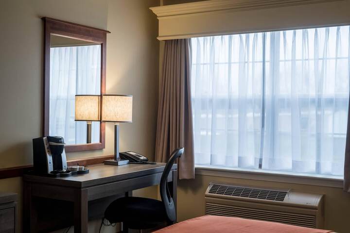 Room 47 of 109