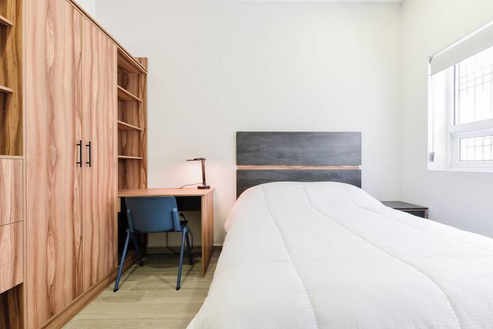 Room 54 of 228