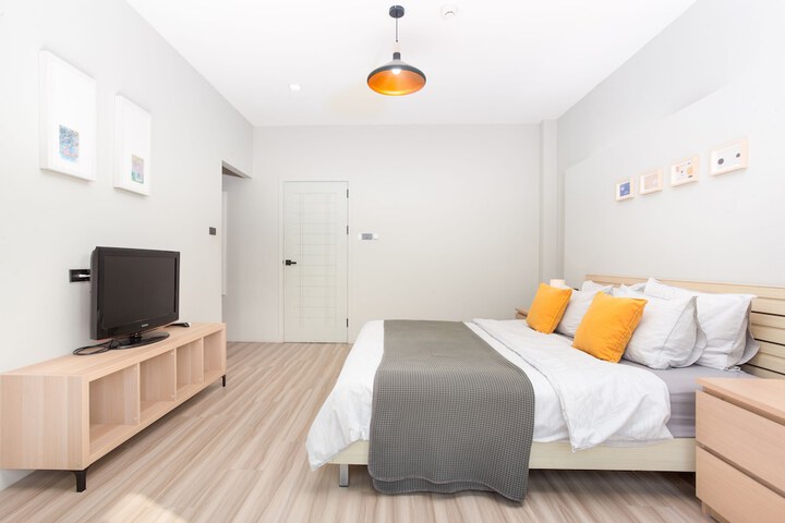 Room 12 of 71