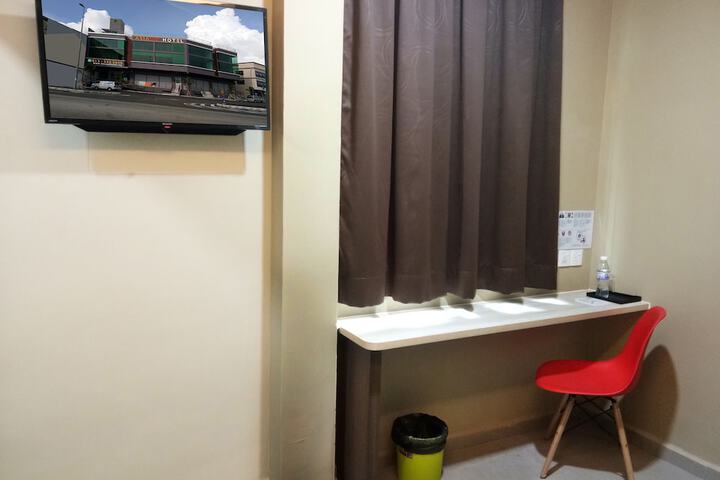 Room 11 of 65