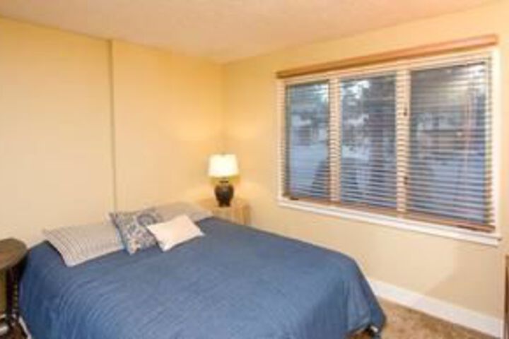 Room 8 of 20