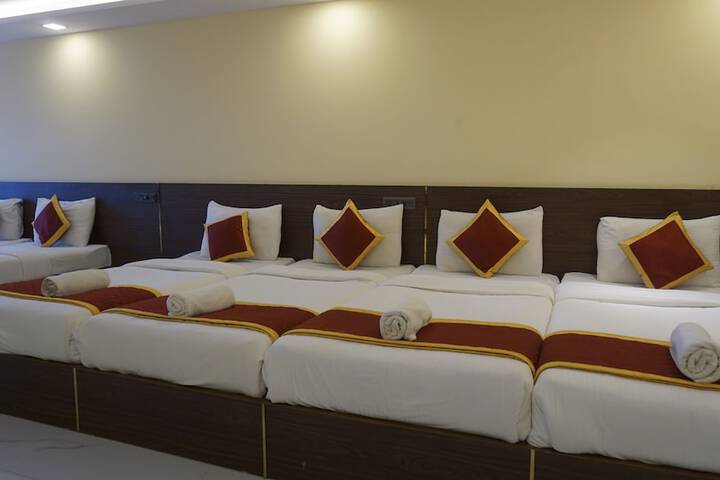 Room 72 of 128