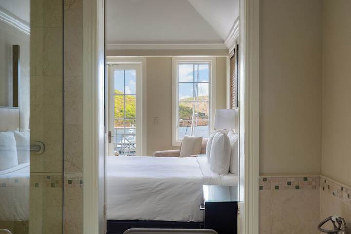 Room 54 of 209