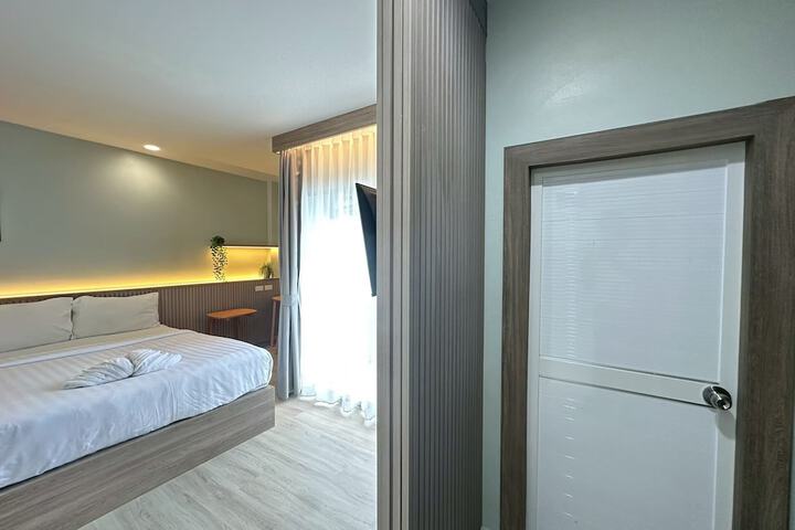 Room 95 of 167