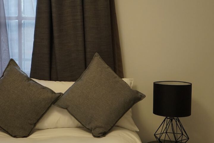 Room 8 of 36