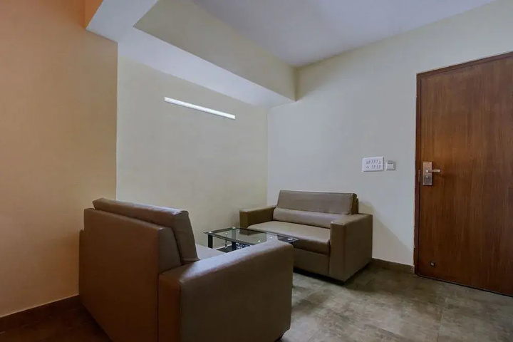 Room 12 of 19