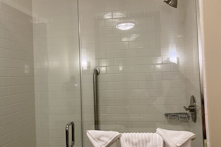 Clean Restrooms