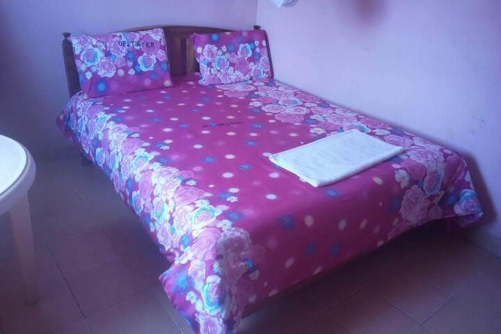 Room 4 of 23