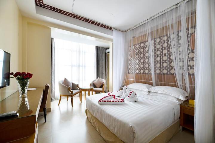 Room 9 of 27