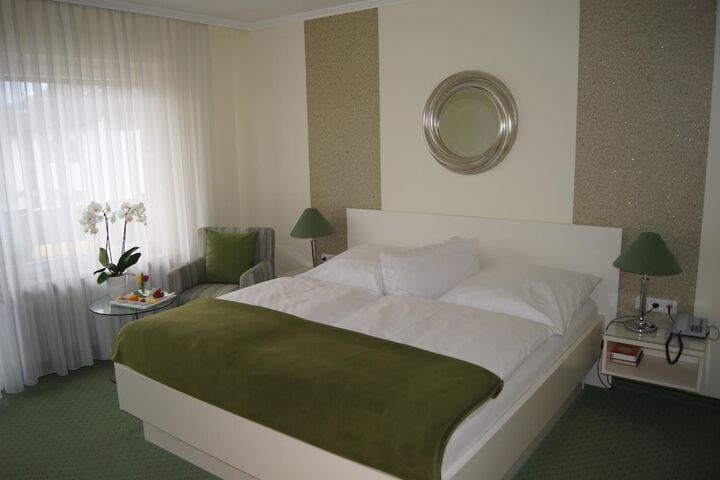 Room 12 of 45