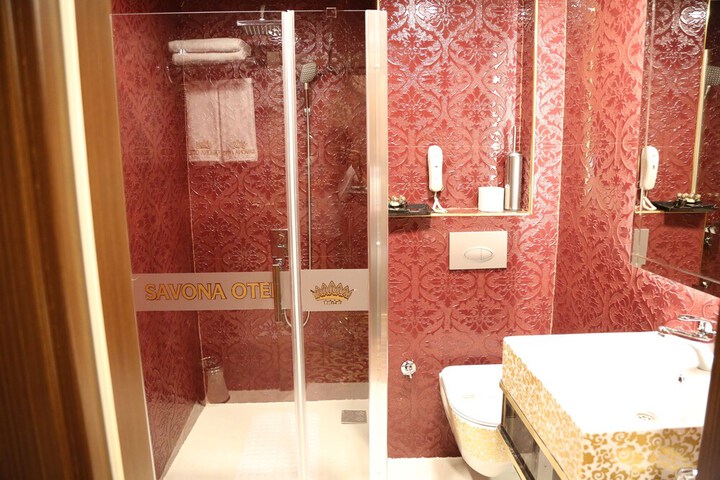 Room 20 of 44