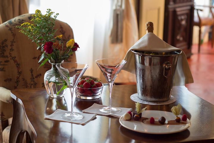 Dining Photos