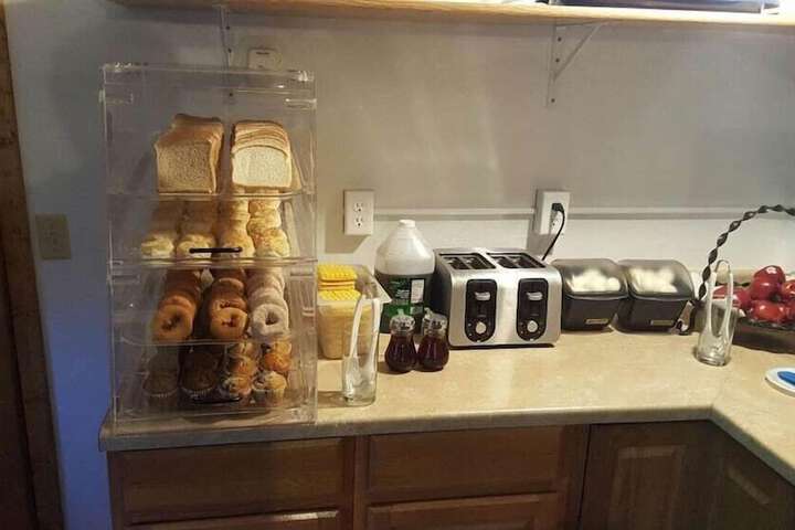 Dining 49 of 83