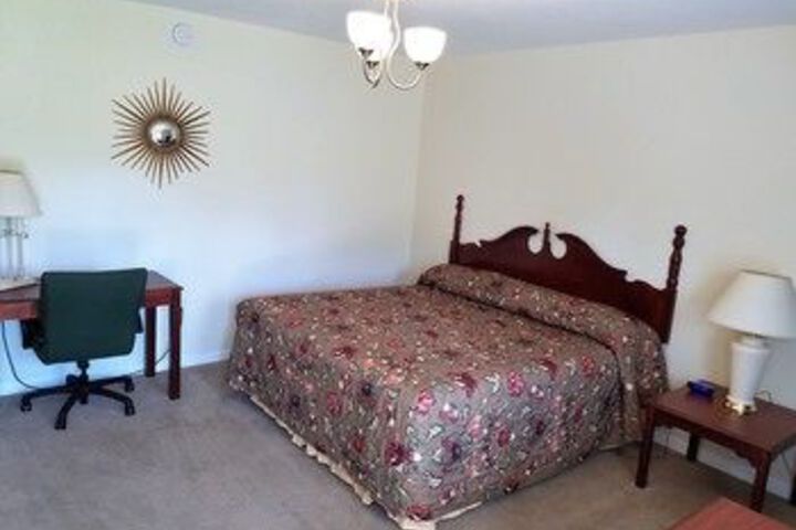 Room 34 of 47