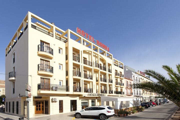 Hotel 65 of 67