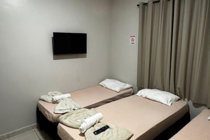 Room 47 of 80