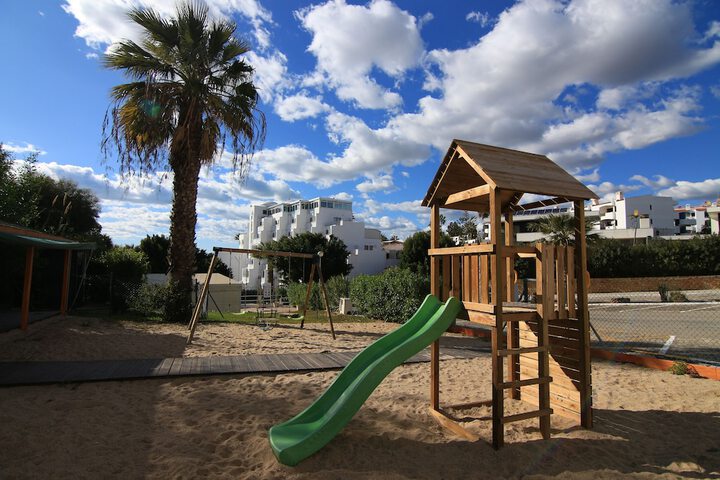 Childrens Activities 36 of 44