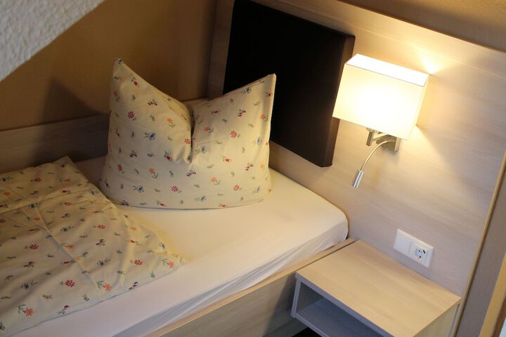 Room 8 of 61